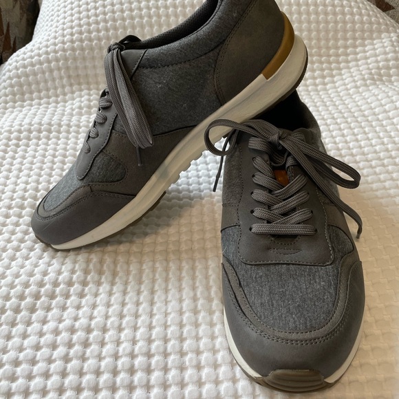 GOODFELLOW & CO. Gray and brown sneakers. Men’s Size 9. - Picture 1 of 5